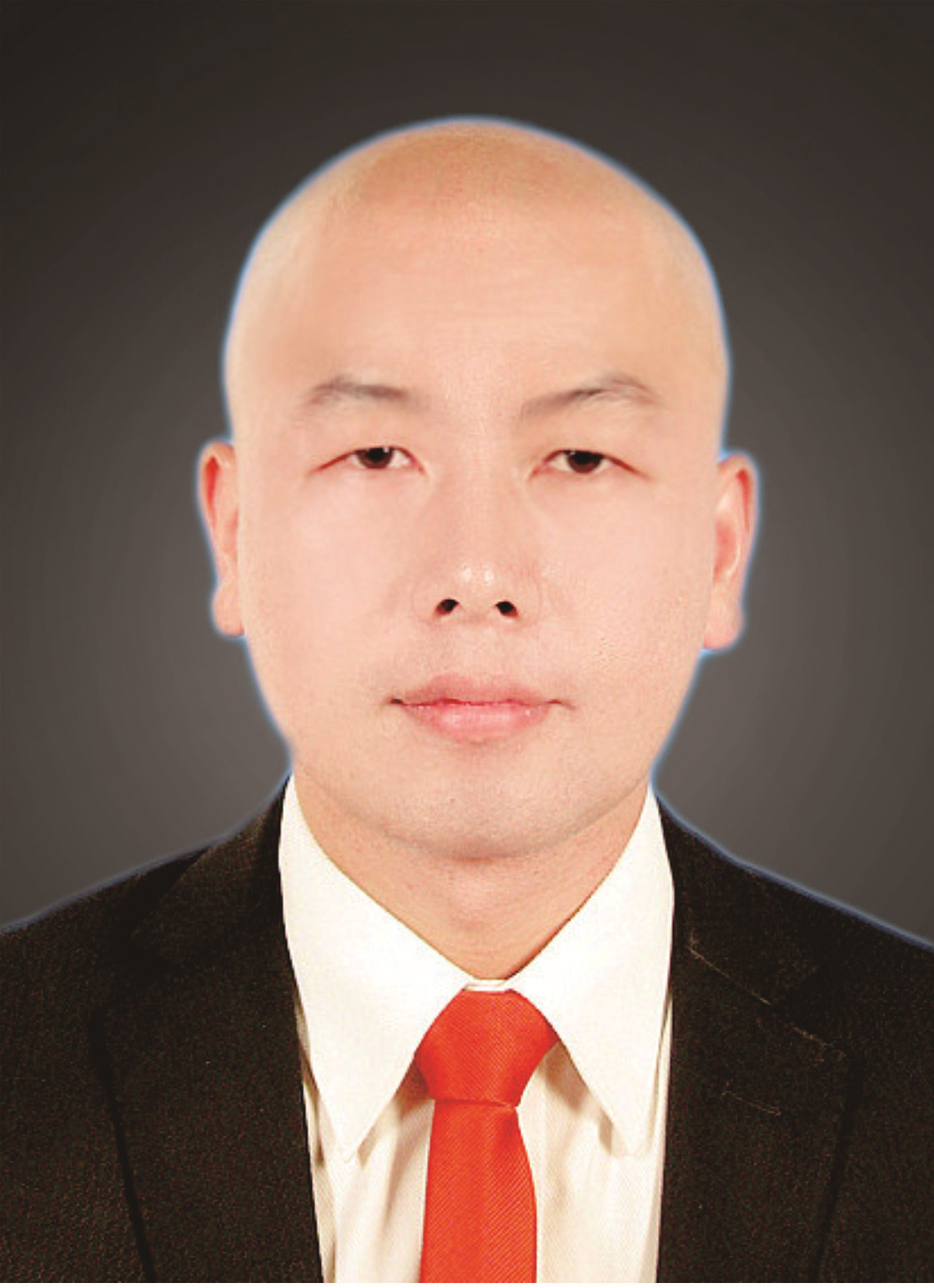 首席主任律师